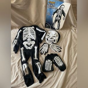 Halloween costume. Spirit Totally skelebones. Kids Skeleton costume.
